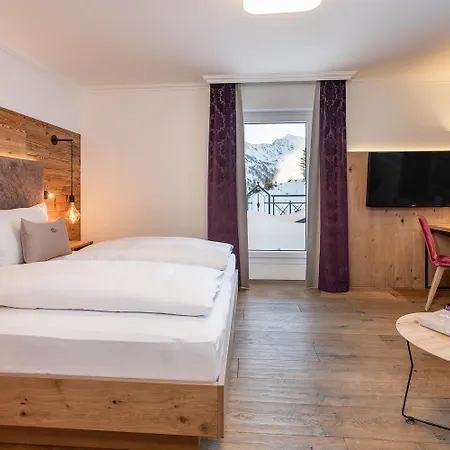 Zehnerkar & Hotel 4*