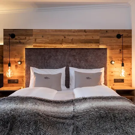 Zehnerkar & Hotel 4*