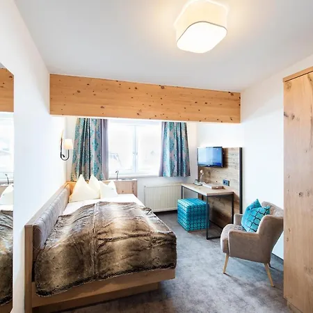 Zehnerkar & Hotel 4*