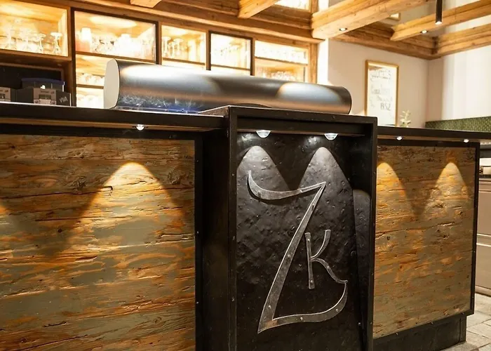 Hotel Zehnerkar & 4*